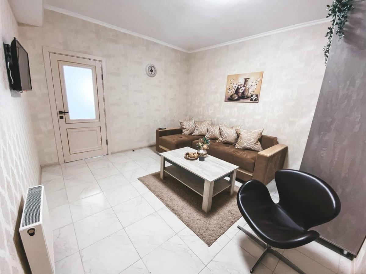 Luxury Sky Apartment 키시나우 외부 사진